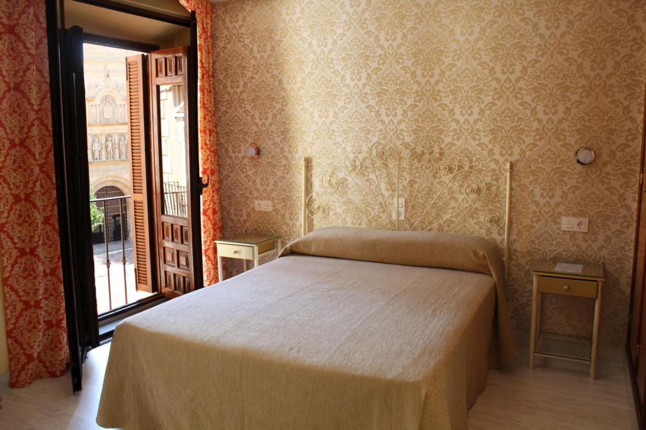 Hotel Manzanito Антекуера Екстериор снимка