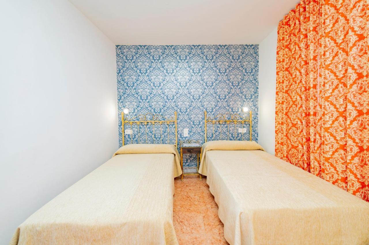 Hotel Manzanito Антекуера Екстериор снимка