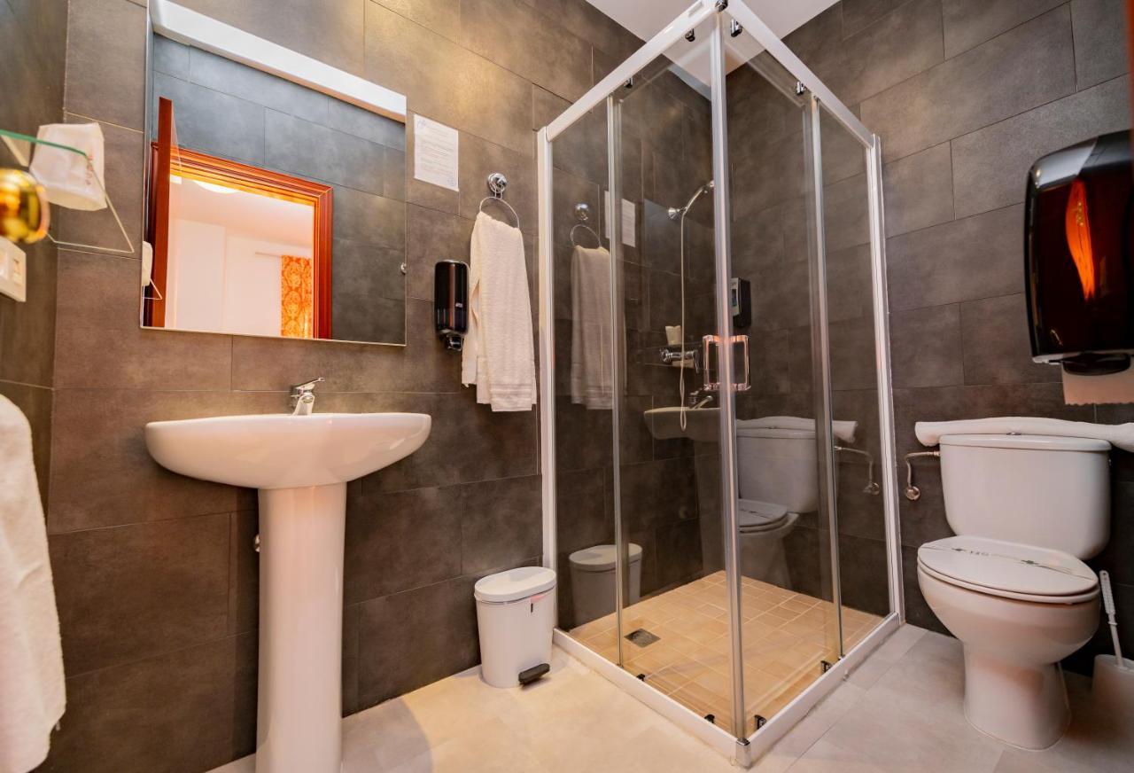Hotel Manzanito Антекуера Екстериор снимка