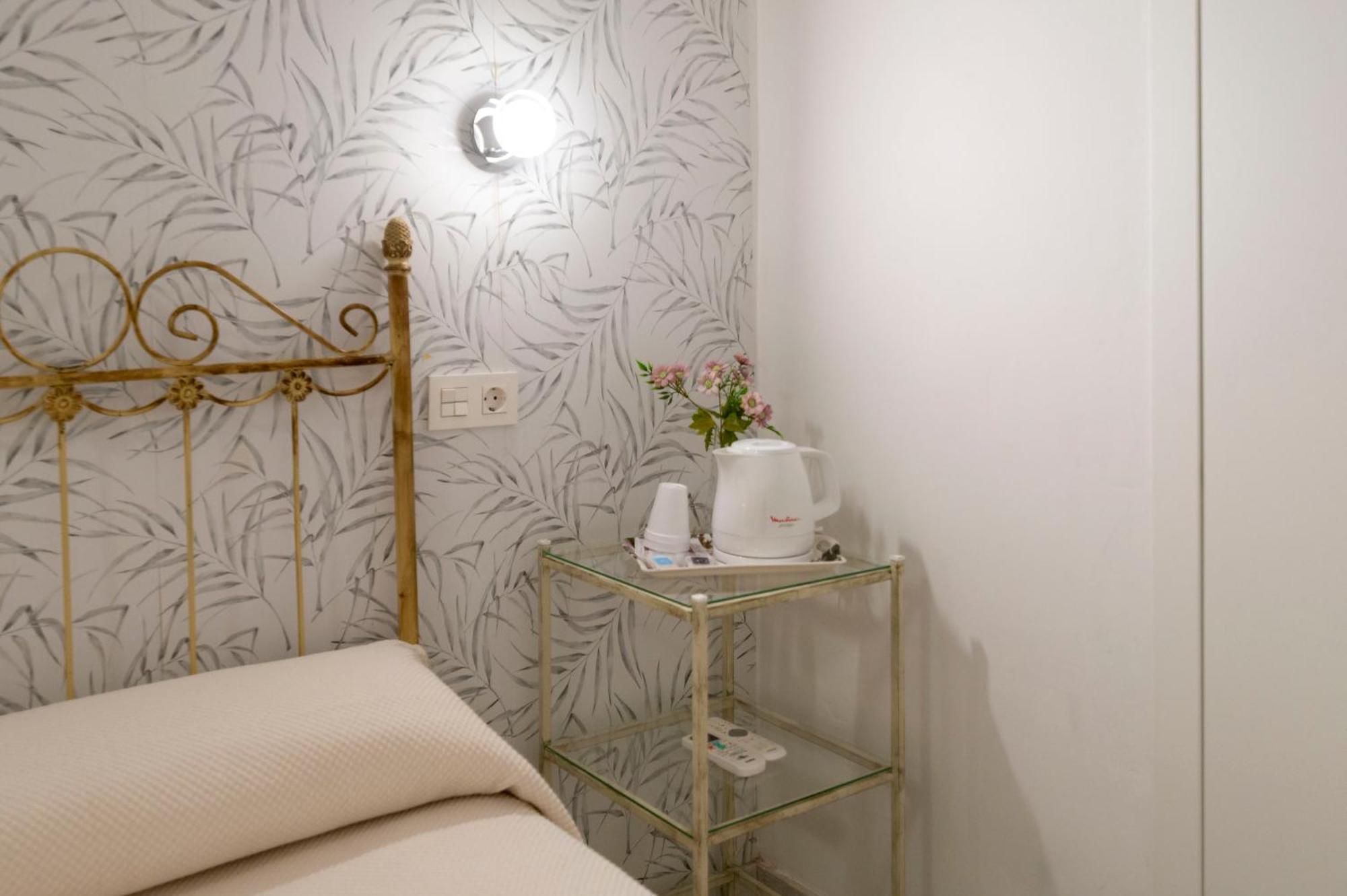 Hotel Manzanito Антекуера Екстериор снимка