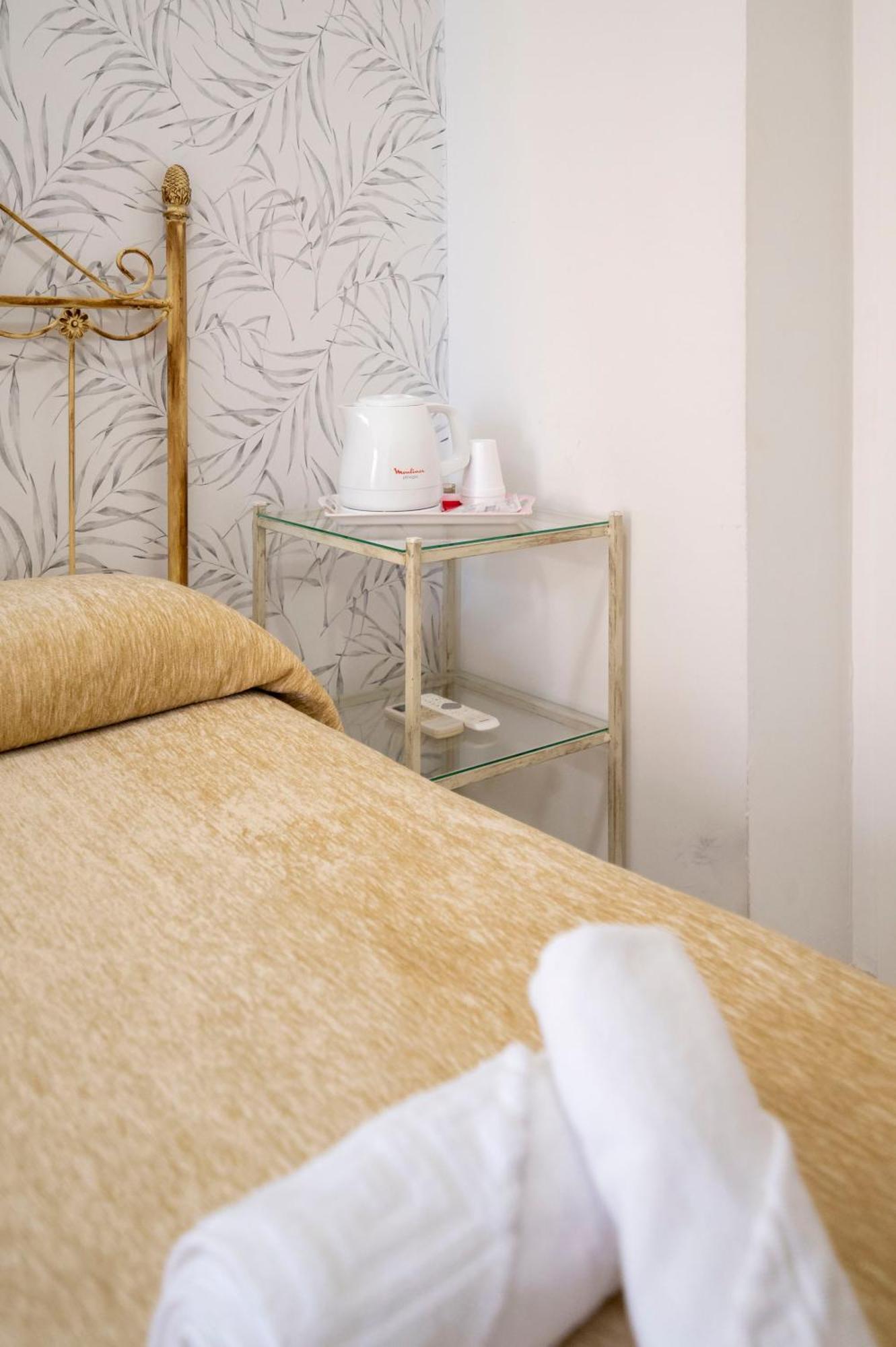 Hotel Manzanito Антекуера Екстериор снимка