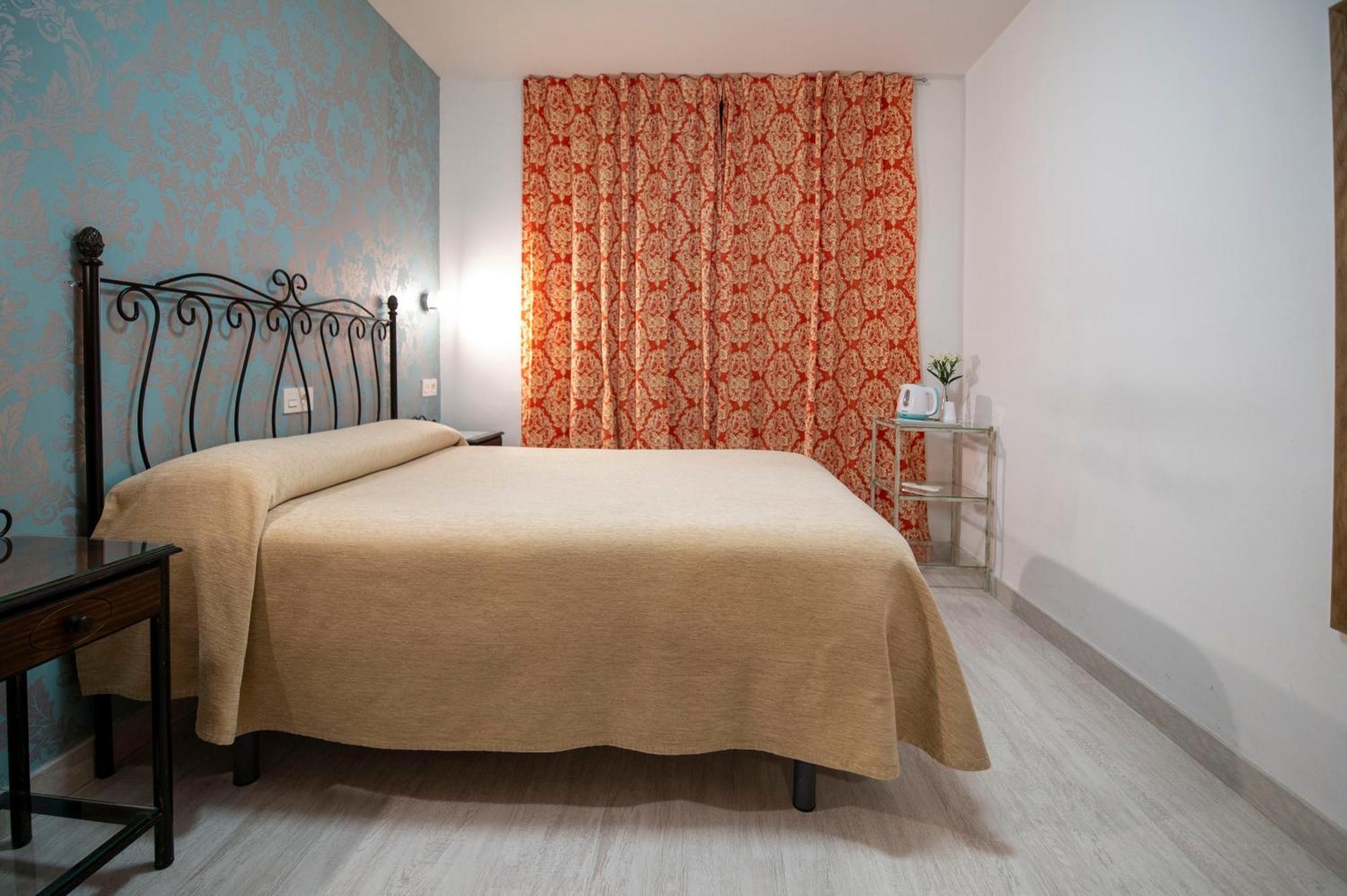 Hotel Manzanito Антекуера Екстериор снимка